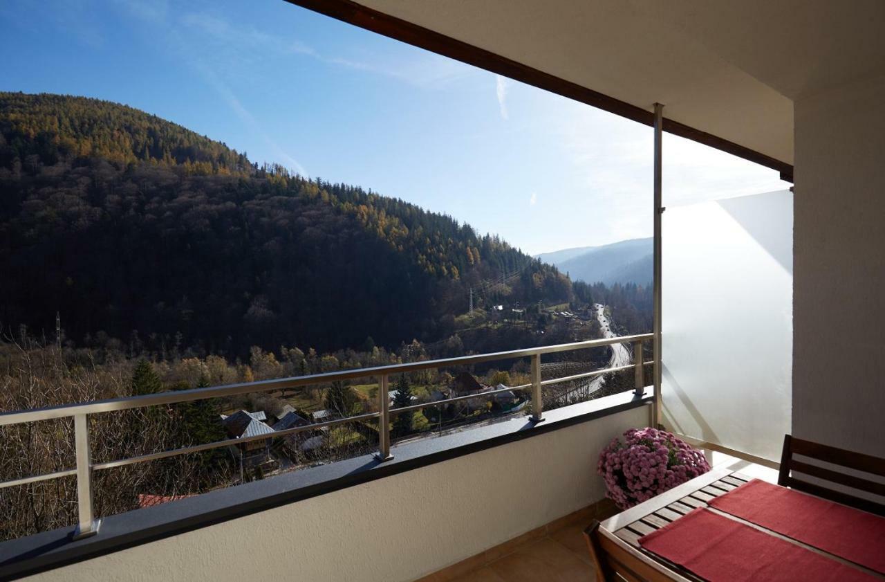 George Apartment Sinaia Luaran gambar