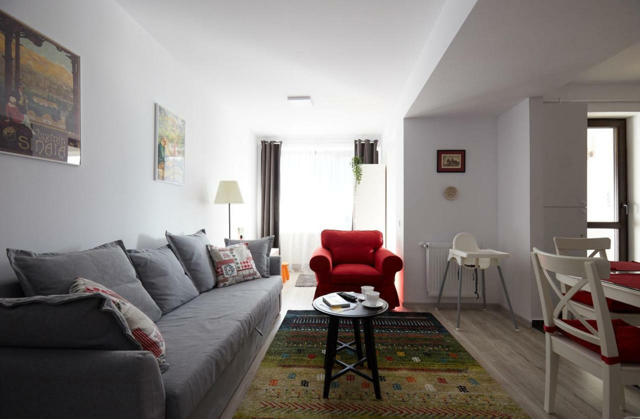 George Apartment Sinaia Luaran gambar